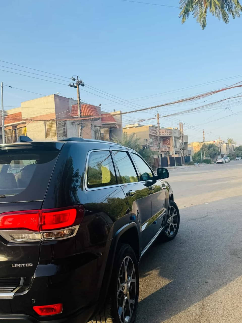 🔹 الموديل: 2020

🔹 المنشأ: خليجي أصلي

🔹 الكفالة: مكفولة كفالة عامة

🔹 الفئة: Limited (فل مواصفات)

🔹 البصمات: بصمتين

🔹 الحالة: نظيفة جداً

🔹 ملاحظة: شخط خفيف كلش بباب واحد فقط وما يأثر نهائياً

⚙️ المواصفات الكاملة:

✅ محرك قوي واقتصادي

✅ ناقل حركة أوتوماتيك

✅ دفع رباعي

✅ جلد أصلي فاخر

✅ مقاعد كهرباء (السائق والراكب)

✅ تدفئة مقاعد

✅ شاشة كبيرة مع نظام ملاحة

✅ Apple CarPlay & Android Auto

✅ كاميرا خلفية + حساسات أمام وخلف

✅ رادار / تحذير الاصطدام

✅ مثبت سرعة (Cruise Control)

✅ تشغيل بصمة

✅ دخول ذكي

✅ فتح وغلق شنطة كهرباء

✅ تحكم كامل بالمقود

✅ نظام صوتي عالي الجودة

✅ جنوط ألمنيوم أصلية

✅ إضاءة LED أمامية وخلفية

✅ تكييف أوتوماتيك دبل

✅ مرايا كهرباء مع طي

✅ أنظمة أمان كاملة (ABS – Traction – Stability Control)

🚘 سيارة مريحة – قوية – اعتمادية

مناسبة للسفر والاستخدام اليومي وتستاهل السعر

💰 السعر: 280

📍 الفحص لأي شخص جاد

📞 للجادين***********
