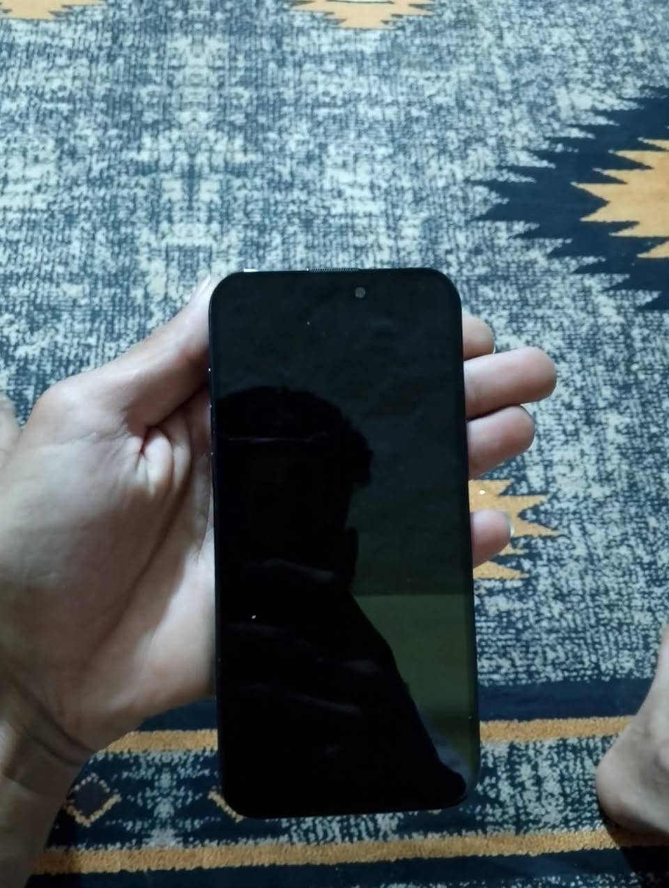 ايفون 15برو ماكس نضيف خطين كله شغال مبدل شاشه اصليه وبطاريه اصليه مابي اي صرف يخبل ولايعلك يخبل مال جناي ما متعوب السعر 650 وبي مجال قليل المكان دوانيه هاذه الرقم ***********
