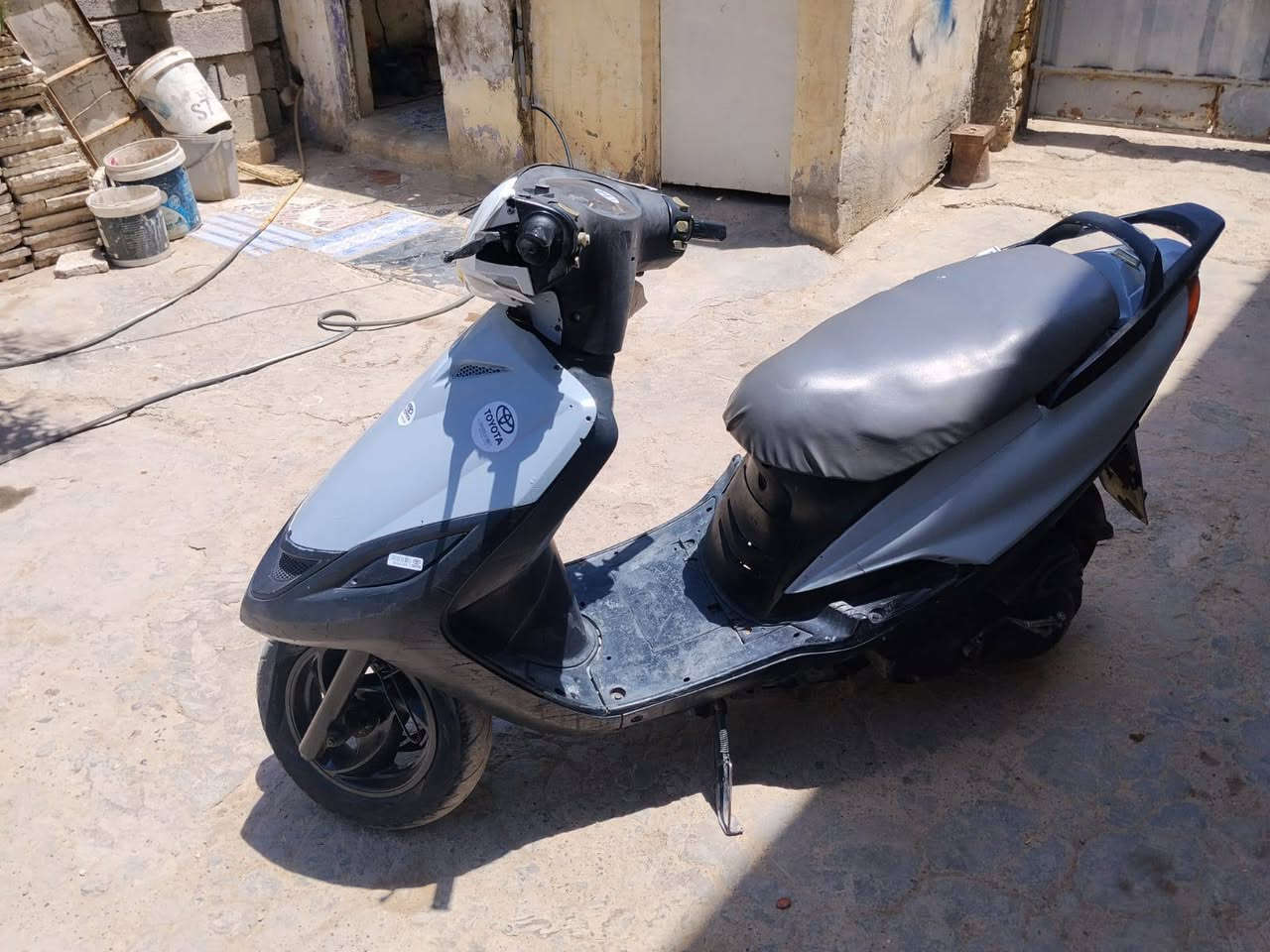 سلام عليكم ماكس للبيع سلف وهندر نص نكره مكينه خير من الله عوزها بس اشاير لايت ثلجي دشبول شغال سعر 350بيها مجال حك الجيه ممتواجد ع الفيس اتصل ودلل العنوان بعقوبه تقاطع الساده ***********
