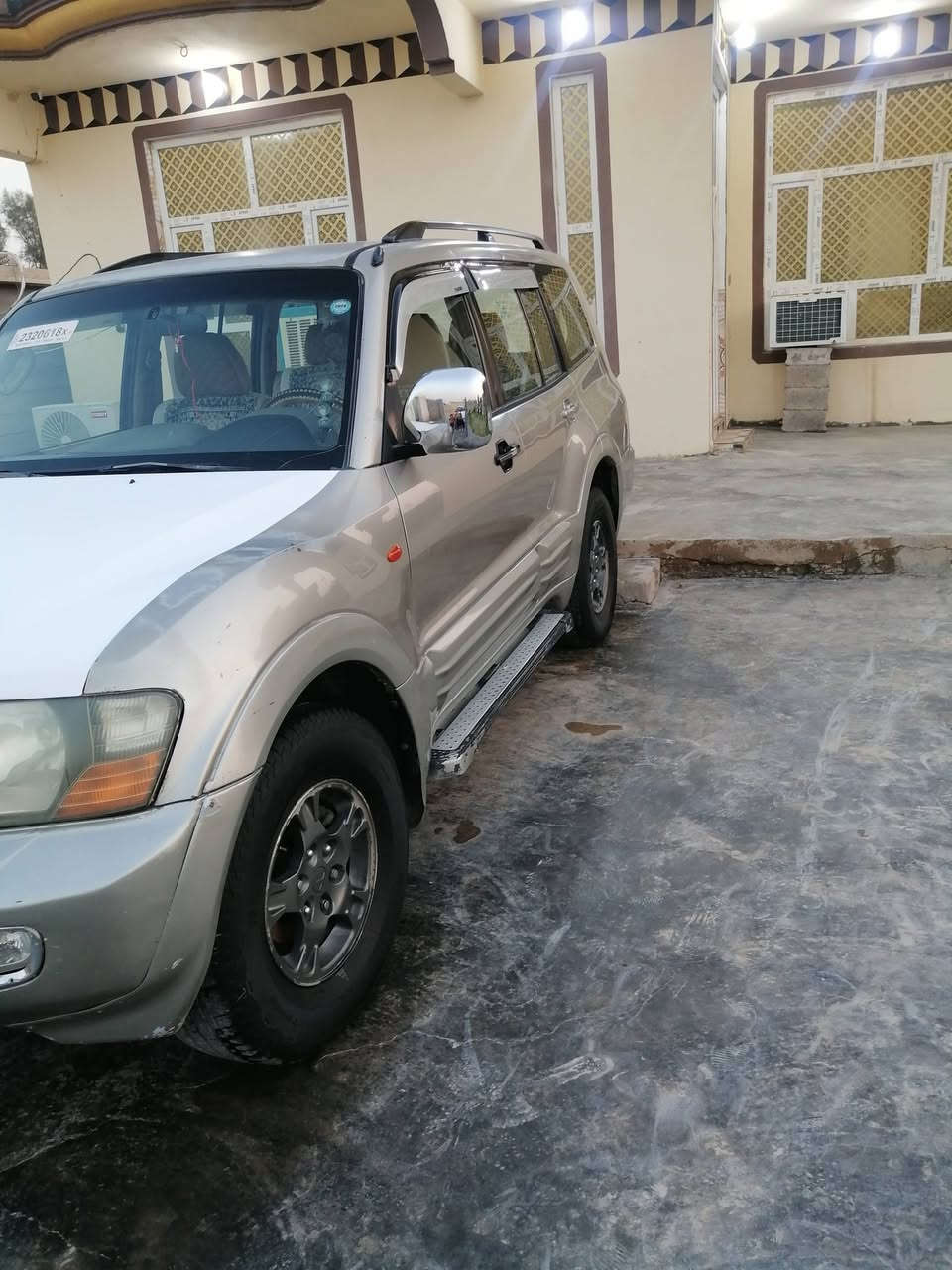 للبيع
سياره باجيرو موديل 2002
رقم انكليزي جديد سلميانيه  هزه جديده كير ومحرك خير من الله 
ضرر فقط جامرلغ الامامي كما موضح في السونار المرفق 
السعر عل الخاص او اتصال وتدلل
رقم الهاتف ***********
