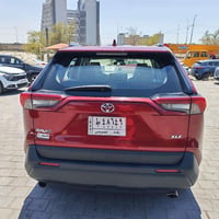 راف4 XLE • وارد امريكي • فتحة سقف