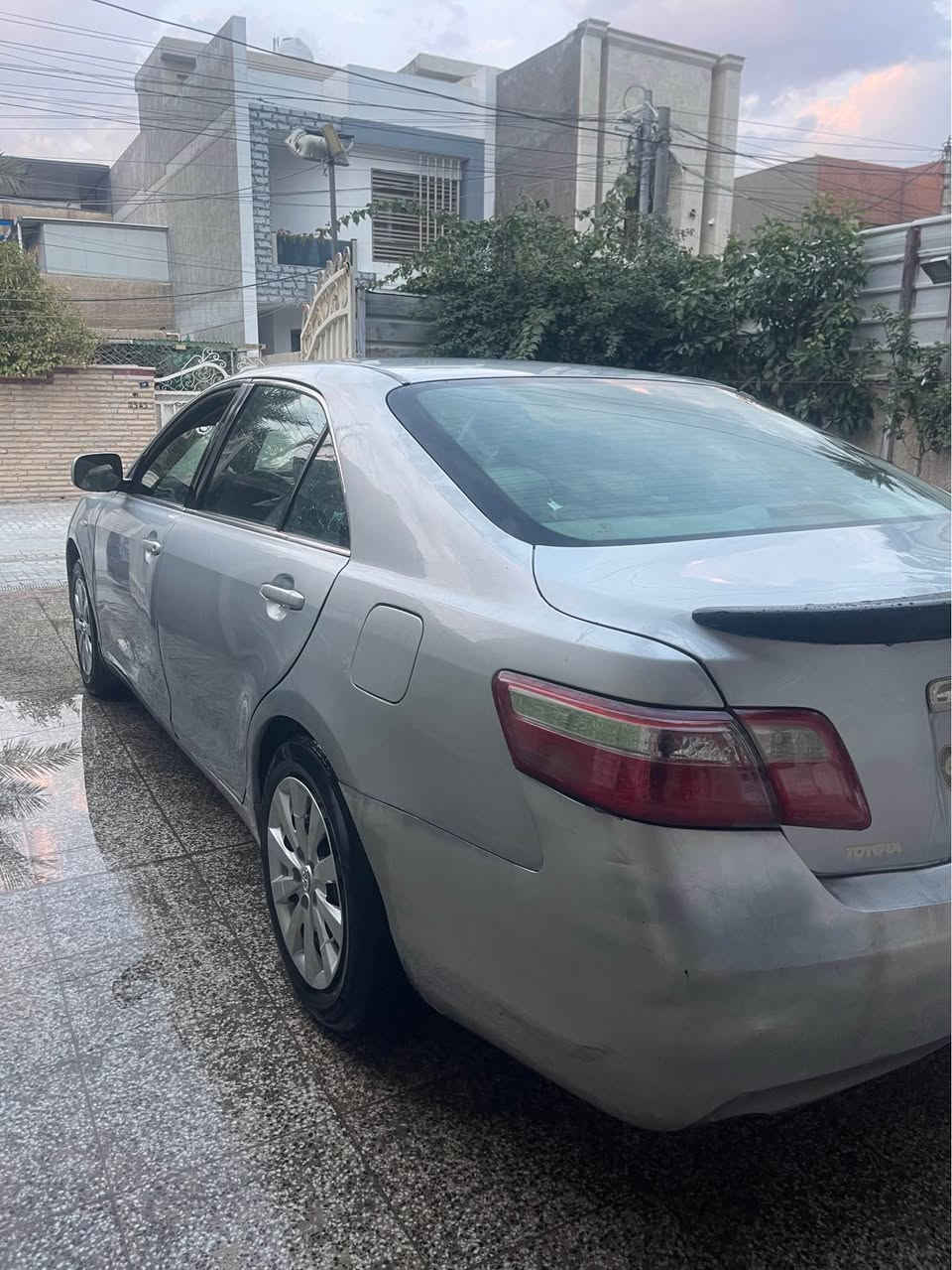 السلام عليكم كامري موديل 2007 للبيع السياره مصبوغه عام مكينه 2400 بدون تنقيص  تبريد تدفئه رقم بغداد باسمي تحويل نفس اليوم السعر 75 و بيها مجال مكاني بغداد سيديه و بالعاليه ع الياخذها اي تفاصيل اتصل   ‭0771 655 0781‬ بغداد, العراق
