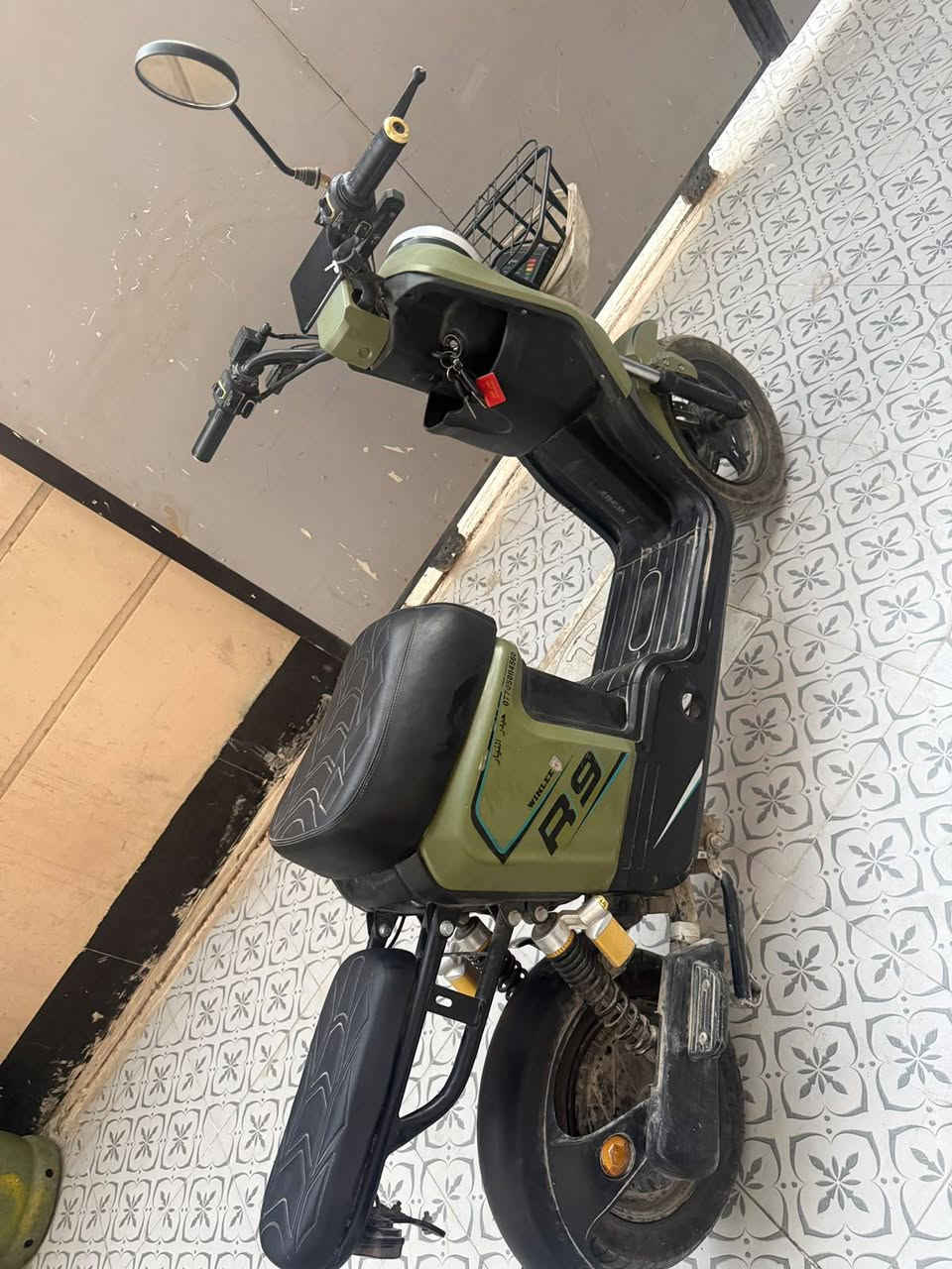 سلام عليكم
عندي دراجة شحن R6 ماركت حيدر النيار  
الدراجه شغاله كلها مابيها اي عطل ٥ بطاريات  نضام P البارك ونضام Rبك موديل 2025 
مكاني الدورة 
السعر 400 وبيها مجال 
*********** متوفر واتساب
