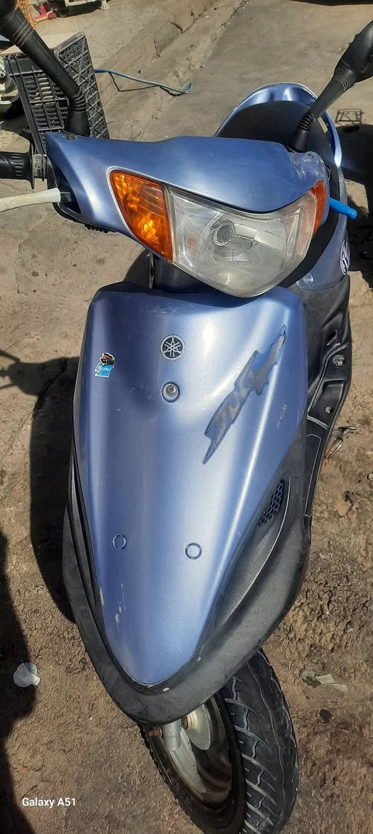 السلام عليكم ماكس للبيع مكفوله كفاله عامه كله شغال ختم واحد لون سمائي مكان حله شارع 80 السعر 600 مجال قليل هاتف ***********
