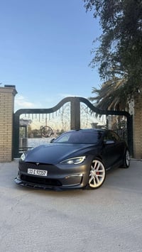 للبيع تيسلا موديل أس لونگ رينج دبل ماطور Dual Motor 670hp  28,000mi   ...