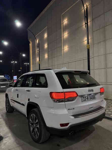 جيب 2018 خليجي وكاله لمتد بلاص فول مواصفات ماشيه 55 الف كيلو السياره جديده بدون اي نواقص مكفوله كفاله عامه السعر 280 وبيها مجال بسيط الرقم ***********
