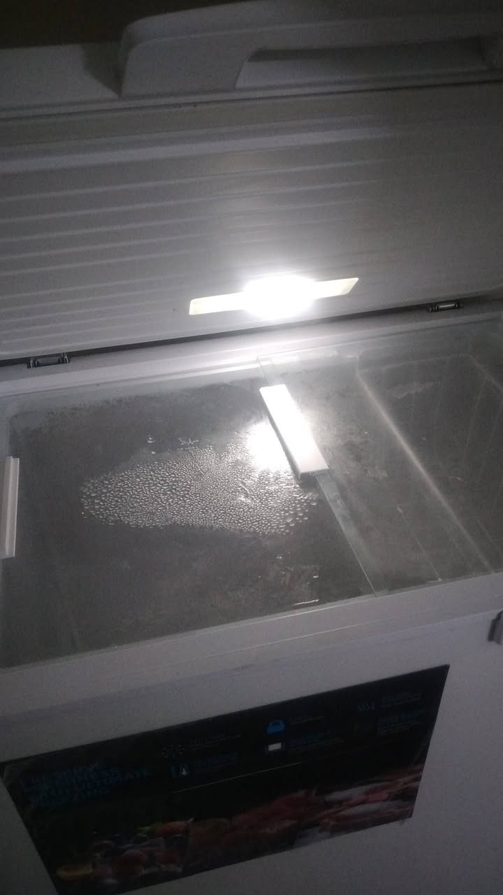 مجمده  سعر 300 وبيه مجال اتصل *********** وتساب
