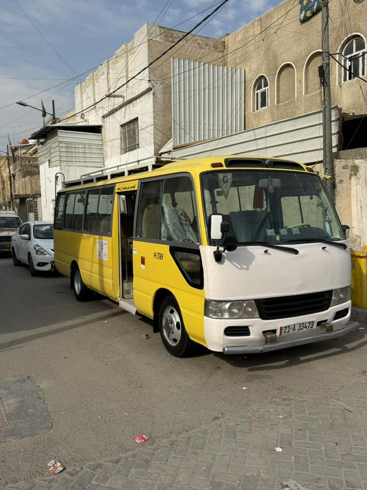 السلام عليكم كوستر مديل 2014 
صفره فيرنا داخله صفره من الكويت 
السياره جاهزه 
كير مكينه وأكسل خير من الله 
منظومه غاز 80
تايرات 24
خط وبحث بيها 
قلاب ستاركس 
تبريد محور 
خير من الله السياره 
***********
