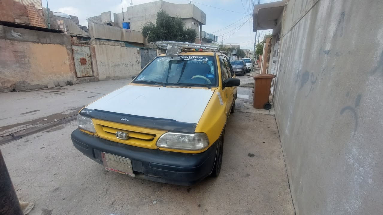 للبيع سايب موديل 2010 كابون بانزين بيها هيئه ع مشتري سياره حلوه ونضيفه محرك كير شرط شواصي انضاف ***********
*********** 
السعر 18 $ بيها مجال شي قليل
