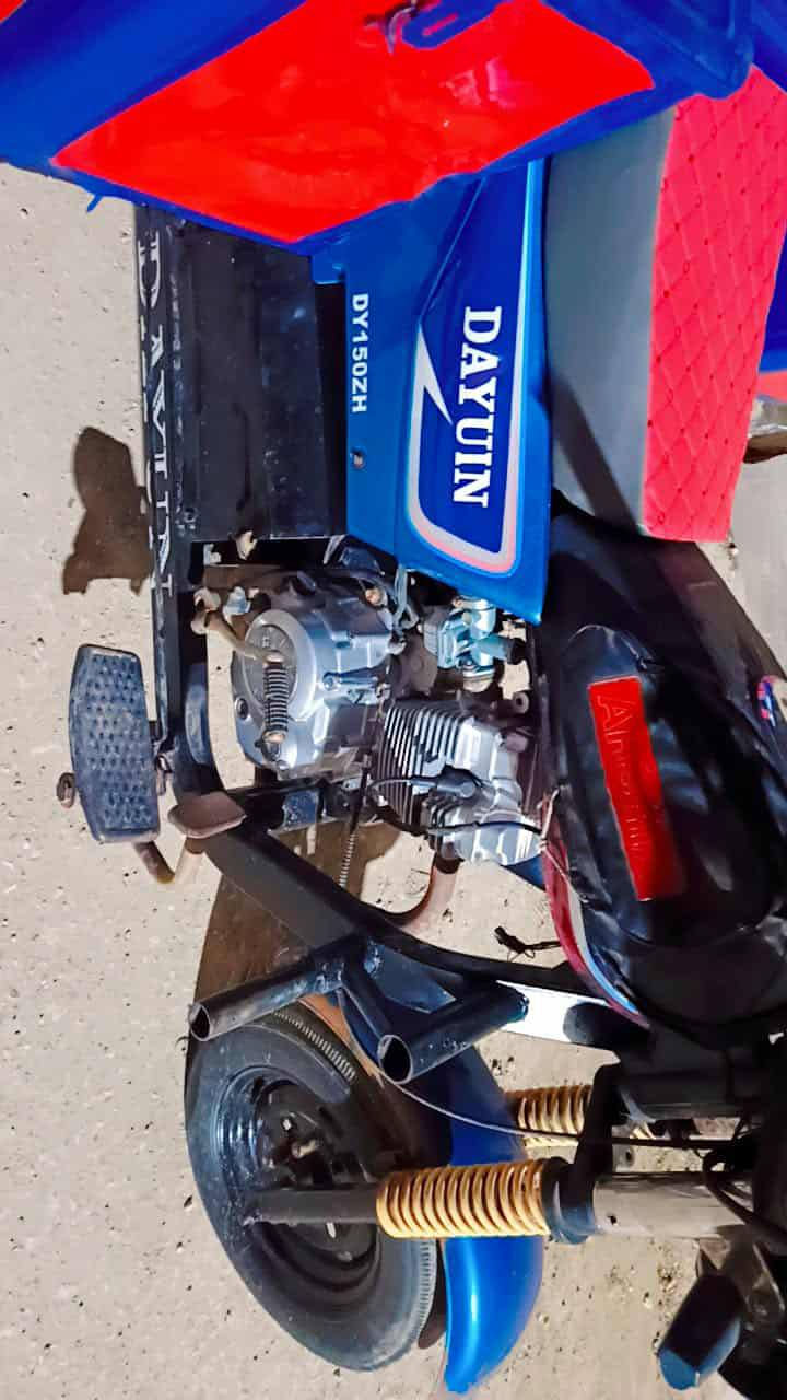 سلام عليكم ستوته لبيع مديل 2017 اوراق اوصوليه ستوته جاهزه السعر مليون 400 وبيه مجال حق جيه *********** مكان كوت مركز مدينه
