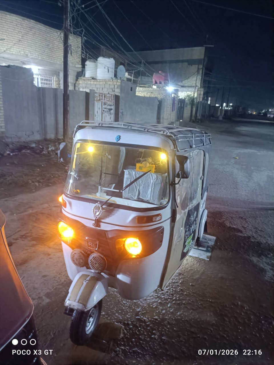 سلام عليكم تكتك موديل ٢٠٢٢ شهر ٦رقم بابل مكينه واكسن وكهربأيات كله شغاله,,,,الكشر خير من الله العنوان بابل القاسم /***********
