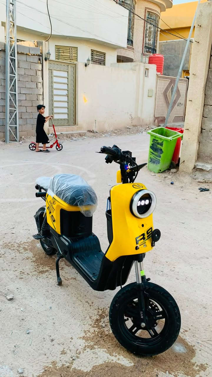 R9 2025فول مواصفات  
دراجه جديده مواصفاتها لد اصفر مفول ولد ابيض
اشارات كلهن جدد مابيها عطل واحد دراجه استخدام شغل وبيت استخدام قليل مرتبه وتاخذها ضمان مني بدون عطل مفوله دراجه هورن اقوه من سياره محربه مكان بصره ابي الخصيب محوله الزهير رقمي *********** السعر 410

