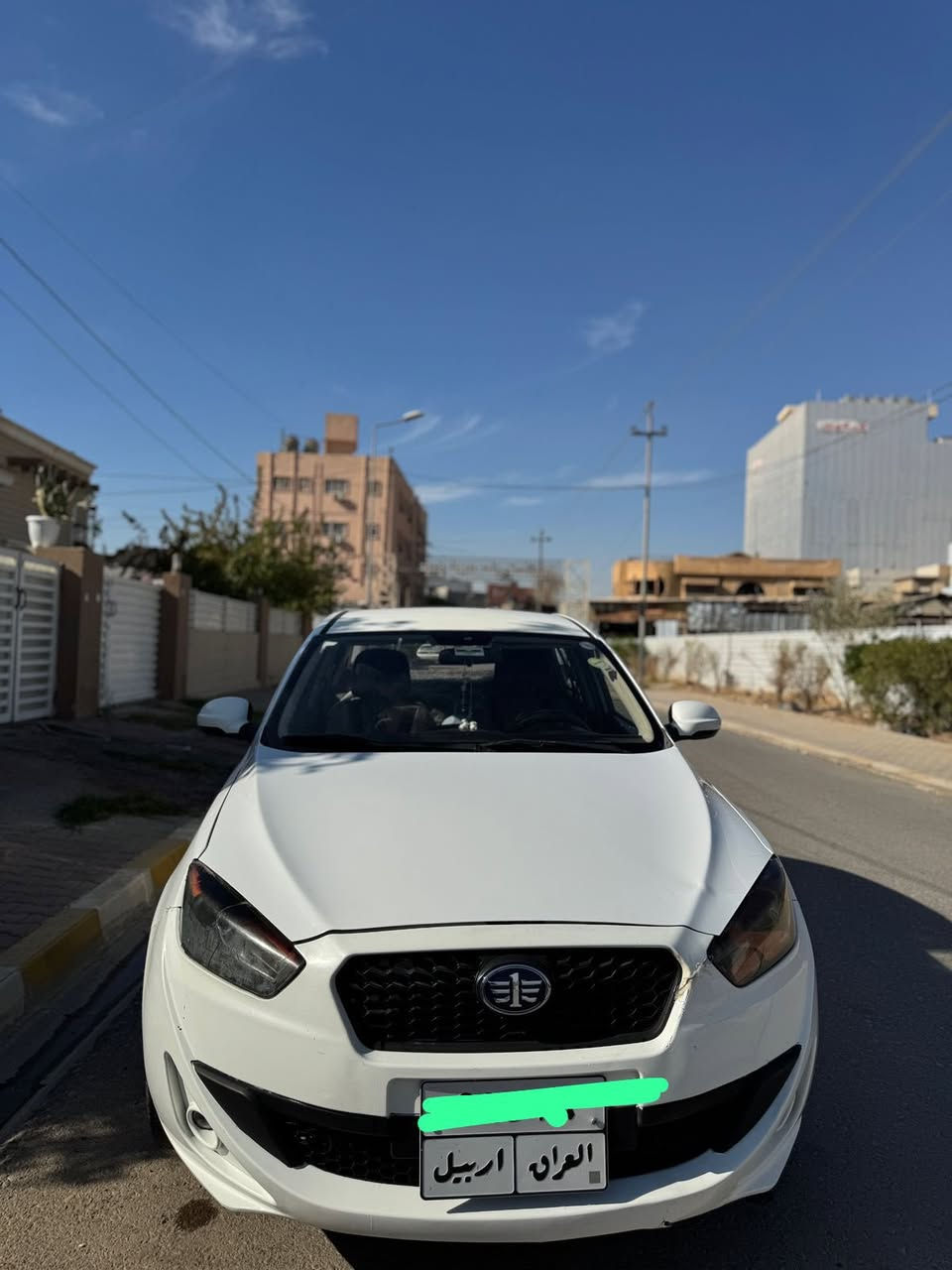 فاو اولي 2013
بي قطعه سياره نظيفه مابي عيب مال بيت و بيها دفتر بنزين سعر 65 بي مجال تواصل ***********
