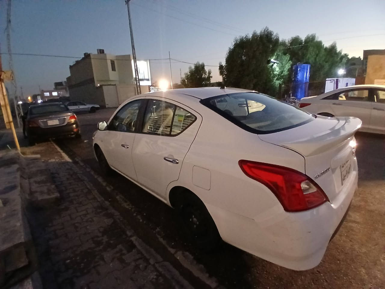 نسيان كفاله عامه  بس شويه بارد  ماشيه ٩٠ سياره جديد  *********** سعره ٩٨ وبيه مجال ٢٠٢٠
