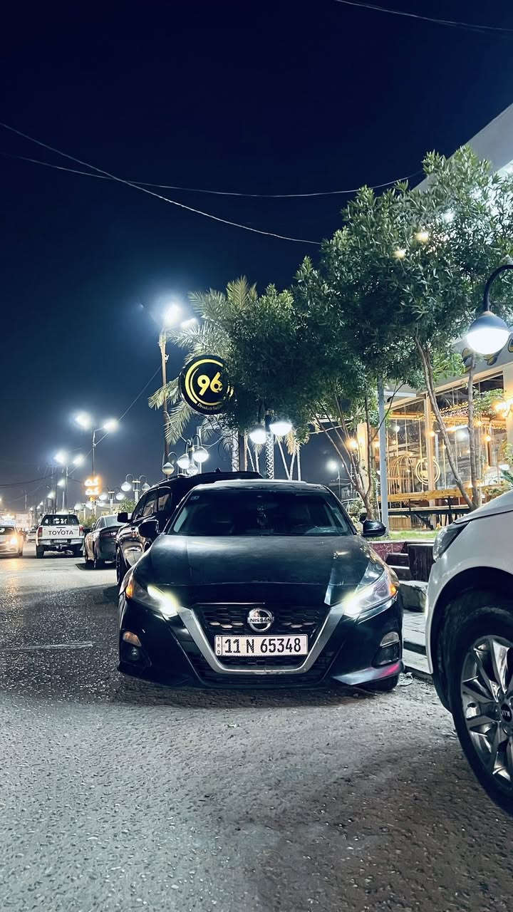 سلام عليكم نيسان التيما 2019SLاعله فئه بيهن السياره بيه كازكت خفيف تمشي حاليا وماتحمه بس ترجع مي ع الدبه مالته ابيعه ع وضعيته الي تفيده هلا بي والي متفيده ياريت يعبر المنشور بدون تعليق سلبي ضربته جاملغ وبنيد والسياره مناقصه شي غير بس الكازكت حتى تايراته جدد رايده145 ومبيه مجال الي تفيده يتصل ويدلل***********
