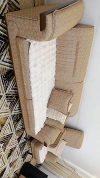 تخم • كنب • للبيع