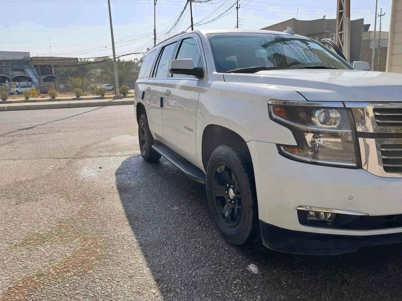 للبيع للبيع 
تاهو 2018 LT
وارد أمريكي 
لون ابيض 
السيارة 8 سلندر 
ماشية 160 الف 
داخليه جلد اسود  
رقم بغداد دولي جديد 
سيارة سبعة راكب 
الكراسي كلهن كهرباء 
فول تبريد بارد وحار 
السيارة بيها داش كام مال حوادث 
ويله اصليه مال شركة 
منافذ يو إس بي بكل السيارة 
منفذ للشحن 
سيارة فول مواصفات 
حدادية فول مابيها سيارة ميحتاج الها شي 
گير  تعليگ
مانع انزلاق 
سياقة ذاتية السيارة تسوق وحدها 
تكلم معا السيارة 
 جك وتاير سبير 
وعدة كاملة داخل السيارة 
الكراسي تدفئة وتبريد 
جنطة جبيرة 
الضربة مالتها بل جاملغ بس من جوة ما لايحة المحرك وشوية من الباب 
سعر السيارة تلث شدات ونص وبيها مجال للطيبين 
***********
مكاني كربلاء
