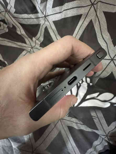 سلام عليكم 

اس ٢٤ الترا دبل شريحه
 لون اسود ضمان عين الفهد
 ضمان كارت ذاكرته ٥١٢ عشوائية ١٦ نظافه ١٠٠ 

السعر ثابت 975

مكاني بغداد للتواصل ***********
