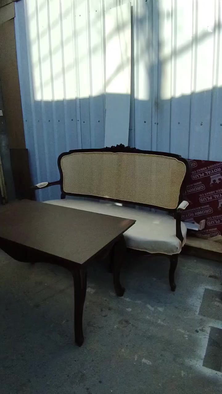 تم تنفيذ العمل لصالح احد الزبائن في بغداد.
القطع واللون على ذوق الزبون.
للحجز والاستفسار التواصل على بريد الصفحة او الهاتف
***********
