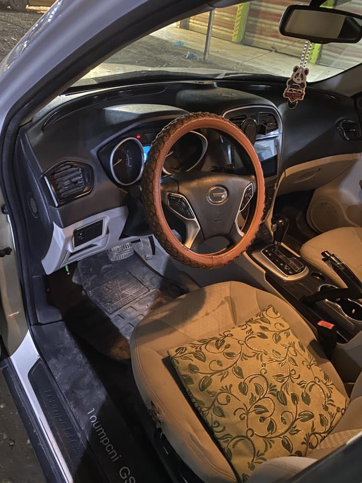 سياره GACموديل 2016رقم بغداد باسمي صبغ جاملغ الايمن مع بعض التكحيلات سياره بيهه نقص بس حجر الصالنصه موصي عليهه وراح يوصلني السعر 90وبيهه مجال 
مكاني بغداد بسمايه الرقم ***********
