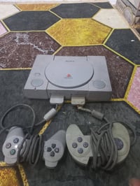 Play 1 سعره 15 الف 07814504160