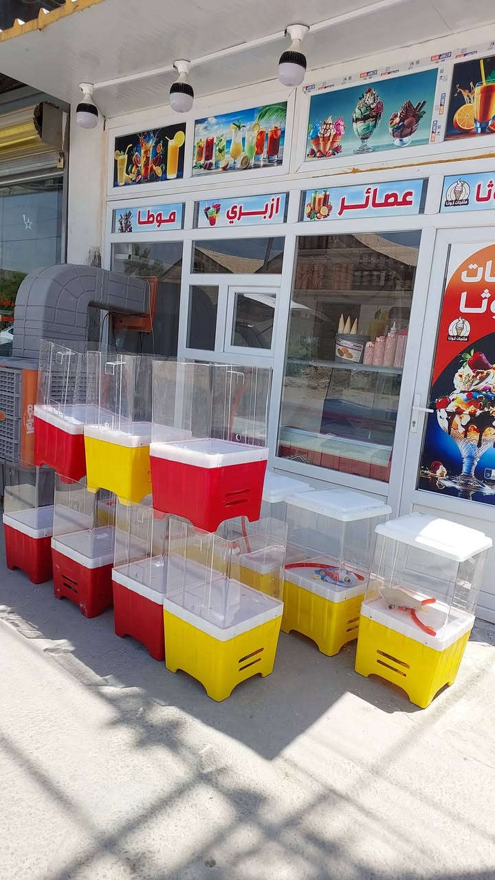 يوجد مكائن عصائر لصحاب المواكب وخبطات عصائر  كذالك للستفسار اتصال على هذا الرقم *********** العنوان جبله حي الوحده شارع الأرشاد الزراعي حلويات ومثلجات كوثا
