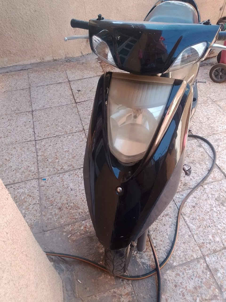 بريز مال رمبه لدراجه مابيها نقص برغي نكره سلف ابي وقت كلشي شغال بيها رايدها 625 وبيها مجال مكاني الزعفرانيه ***********

