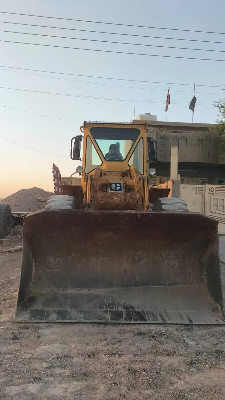 السلام عليكم شفل كتر ففتي 81 اصل ارقام انكليزي سنويه 31 كير محرك اكسل كفاله وكفاله من فطر جاهزه للعمل السنويه بسمي تحويل ثاني يوم للاستفسار الاتصال على الرقم وبيه واتساب ***********
