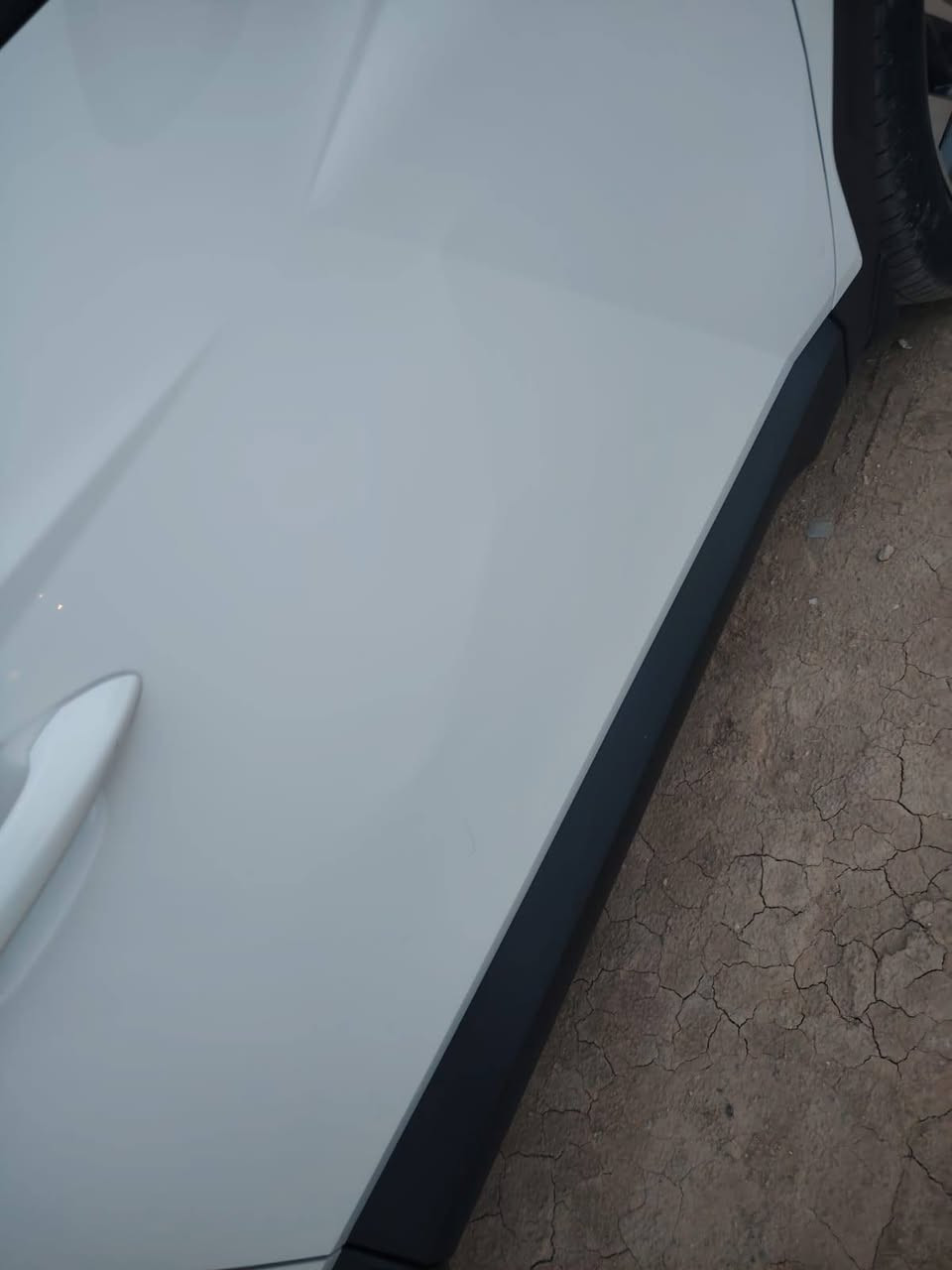 السلام عليكم
توسان موديل 24 خليجي كفاله عامه من البارد والصبغ 
عدا هاي الرصعه
مكان بابل سياحي 
للستفسار اتصل على الرقم ***********
