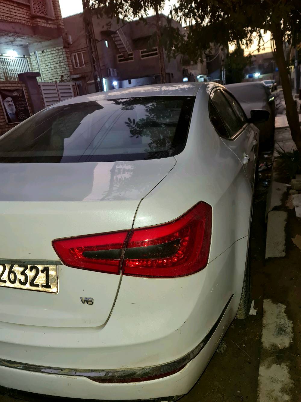 كادنزه٢٠١٥ خليجي نص فول مواصفات 
 بصمة ابواب مرايات شفط لايتات زينون و اللدات
كشنات كهرباء عدد ٢  نظام ترحيب
مرايا قلاب 
اناره مخفيه بل ابوب + اناره مخفيه بدشبول حساس مطر 
-حساس اضاءه 
فول تحكم سترين + اكروز سرعه + ستيرن كهرباء نظام ترحيب + اضائه ترحيب عند التشغيل +ذاكرت تخزين وتخزين ميموري + 6 اقراص 
سماعات انفنتي + دمام عدد 2 + مضخم صوت 
ويل حجم 19 وبعد بيها هواية موصفات
سياره نضيفة كير ومحرك ست سلندر 3500 دوش بالشرط مامفتوح 
بيها ضربه جاملغ سايق وصبغ ٥قطع صبغ للجماليه ماشيه 
١٠٢
بغداد مكانه 
*********** 

السعر:١١٥