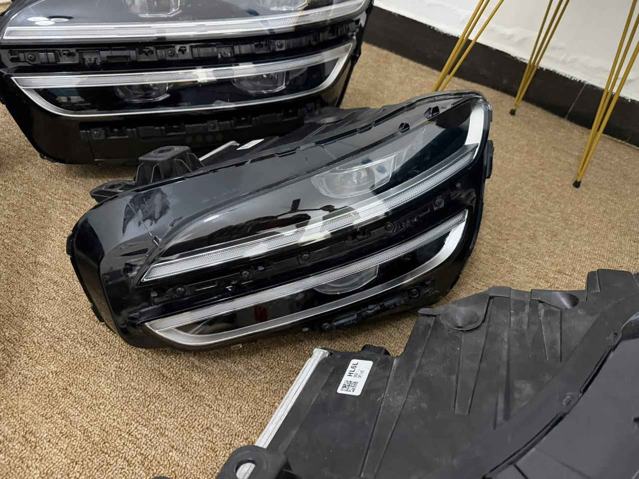 لايتات جنيسس  كلش نضاف بدون اي كسر كاملات هنه وعقولهن جديدات وسعر كلش مناسب سعر الزوج 400دولار وبيهن مجال 
واكو مالت سورنتو وk5 وسبورتج كله نضيف وجديد متوفر توصيل  رقمي *********** اخير قطع تصفيه
