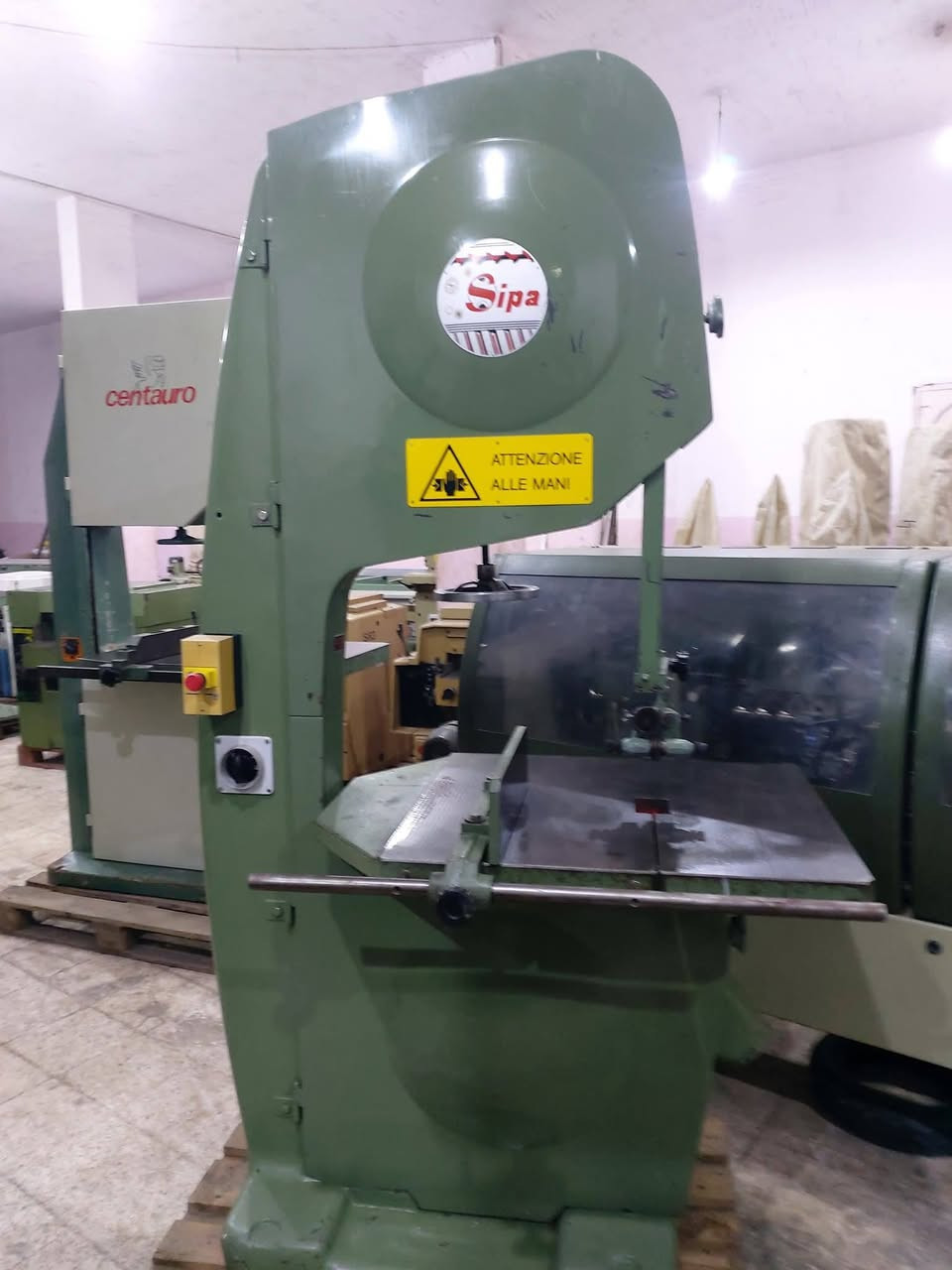 منشار لولب 800 ايطالي شرط الضمان ما ابي اي عيب كله بلادي***********
