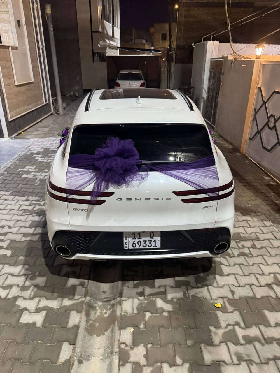 السلام عليكم...جنيسيس GV70 برستيج فول مواصفات مكينه 4 سلندر اقتصادي نضافه 100% حادثه مجرد طرف بنيد بيه صبغ و طرف جاملغ بارد...ايرباك ستيرن و برده سايق....مكاني حي الجامعه السعر 2
325 ورقه السياره رقم بغداد حره تحويل ثاني يوم وياه بصمات ثنين+ كارت....رقمي *********** و تحياتي للجميع
