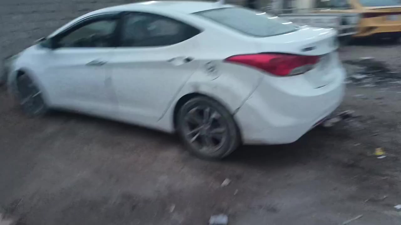 النتره مديل 13 بيها فخذه بيها فخذه عيب يعني لاتكلي شني فخذه وهاي البدي كدام عينك مكينه وكير وحداديه كفاله والباقي كدامك سعر 75 قفلها كلش لاتعبني ماتعجبك جنك ماشفتها وطلع كبل 
*********** عنوان ناصريه مركز
