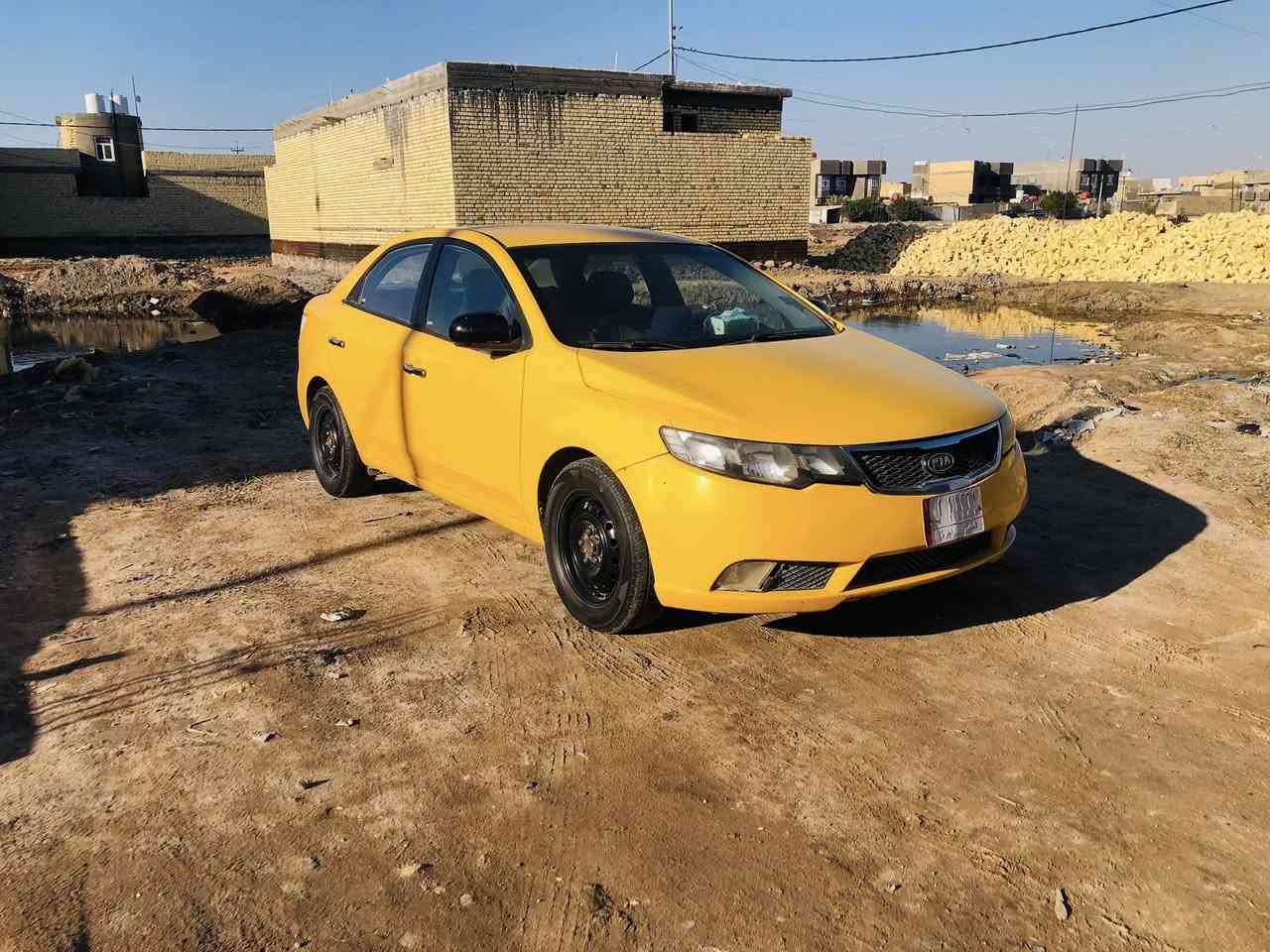 السلام عليكم سيراتو 12 محرك 1600 محرك وكير جدد سيارة شاشة وكامره وتبريد ثلج دوشمة جديدة تايرات جدد بيها  تبديل جاملغ جهة السايق عابر شي قليل ومصلح وجاهز  باسمي مداور ثاني. السعر 75وبيها مجال  السيارة جاهز من كلشي كبل لشارع


**إذا كنت صاحب هذا الإعلان وتريد حذفه لأي سبب، رجاءا أرسل رسالة إلى الدعم الفني**