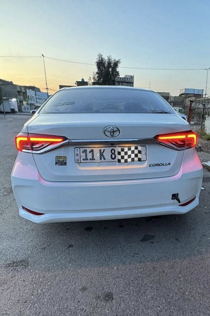 السلام عليكم تيوتا كورلا هايبردموديل 2024 خليجي كفالة عامة السياره  فول مواصفات مقاعد جلد رقم بغداد باسمي السيارة جديدة بمعنى الكلمة استخدم قليل ماشية 12الف فقط على وضع الشركة فتحه سقف بصمة رادار امامي خلفي تحديد مسار سياقة ذاتية لد امامي خلفي اوتو هولد هاند بريك بصمه تبريد قطعتين شاشة كار بلي منفذ شحن USBامامي خلفي دخول ذكي تحكم ستيرن اربع وضعيات كروس سرعه مصابيح LED محرك 1800 مكاني بغداد بيع او مراوس حسب القناعه هاتف ***********

