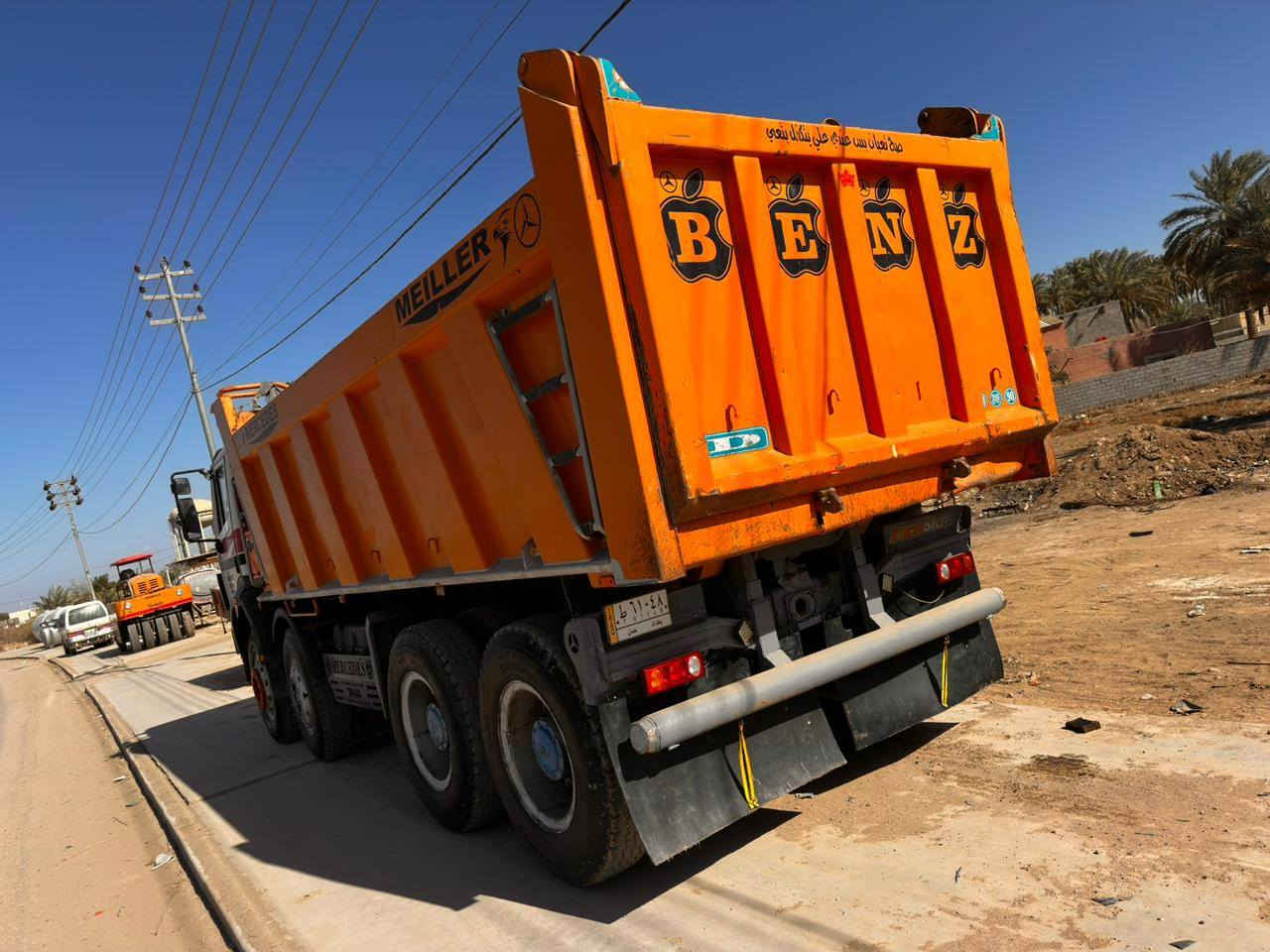 سلام عليكم البي عقرب للبيع اومراوس محرك ٤٤كير ٢٤٠ شاصي مكفول للاستفسار ***********٣وس البي
