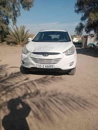 توسان موديل ١٢ السونار بلصور موصفات عاديه السعر ١٣٨ الرقم 07814430293