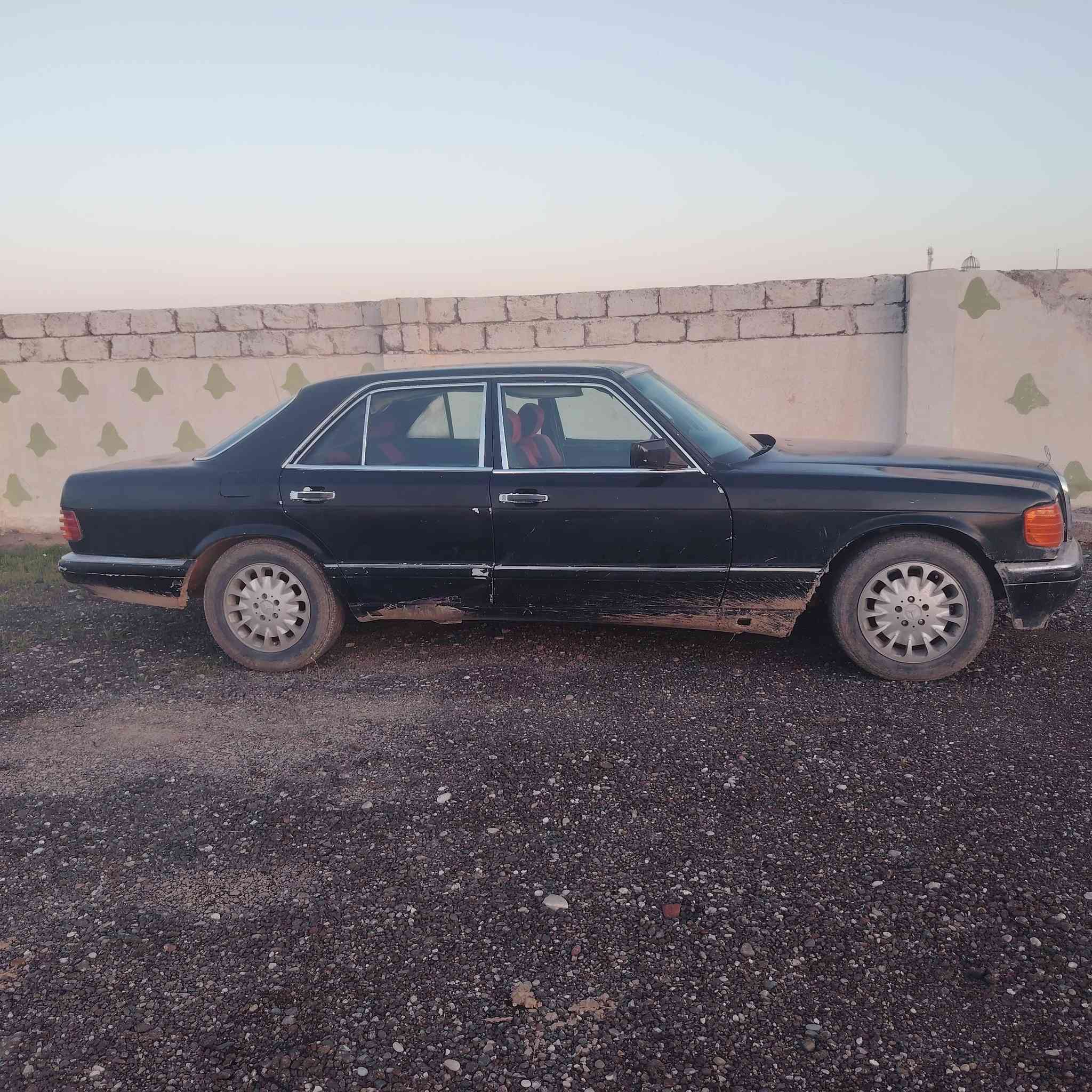 االسلام عليكم للبيع او مراوس حسب القناعه مارسدس موديل 90محرك وكير ملكه 3000شرط رقم فحص شرط التحويل السعر المطوب 24وبيها مجال قليل مراوس ب ملكه يرهم هاتف ***********مكان السياره مفرق الشرقاط
