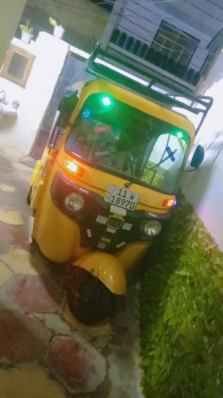 السلآم عليكم تكتك للبيع موديل 2022 قطره صبغ مابيهه كفاله عامه السعر 9 ونص مجال قليل رقمي ***********
