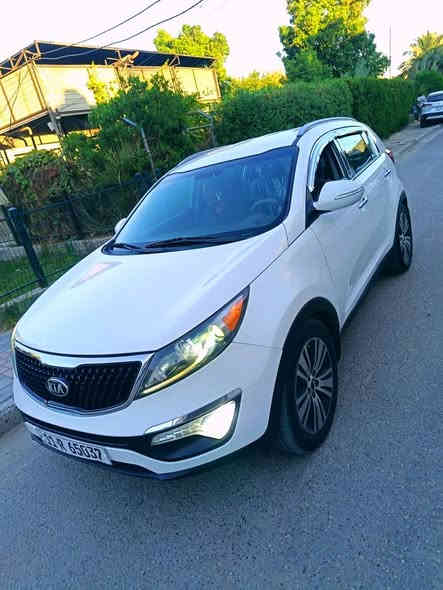 السلام عليكم
للبيع فقط سبورتج ٢٠١٤ وارد امريكي
محرك 2400GDI 
نظام تقليل الوقود ECO
مانع تزحلق 
تحكم ستيرن جهتين
كروز سرعه.
شاشة صغيره وكامره
 باتري جديد منظومة تبريد كامله جديده التبريد ثلج❄️ادامه بدايه الصيف
ادامه كامله على المحرك
حساسات خلفيه 
اشاير بالمري 
منظومه زنون كامله 
عرفتها نظيفه كلش 
السياره حادث فقط امريكا جاملغ خلفي وبابين جاملغ مباوك ويا جهه السايق 
السياره بغداد بأسمي تحويل ثاني يوم 
معروضه ١٣٣ $ وبيه مجال بسيط حك الجيه 
او مراوس حسب القناعه 
مكان السياره بغداد / حي التراث 
يتوفر واتساب /  او اتصال
*********** بغداد
