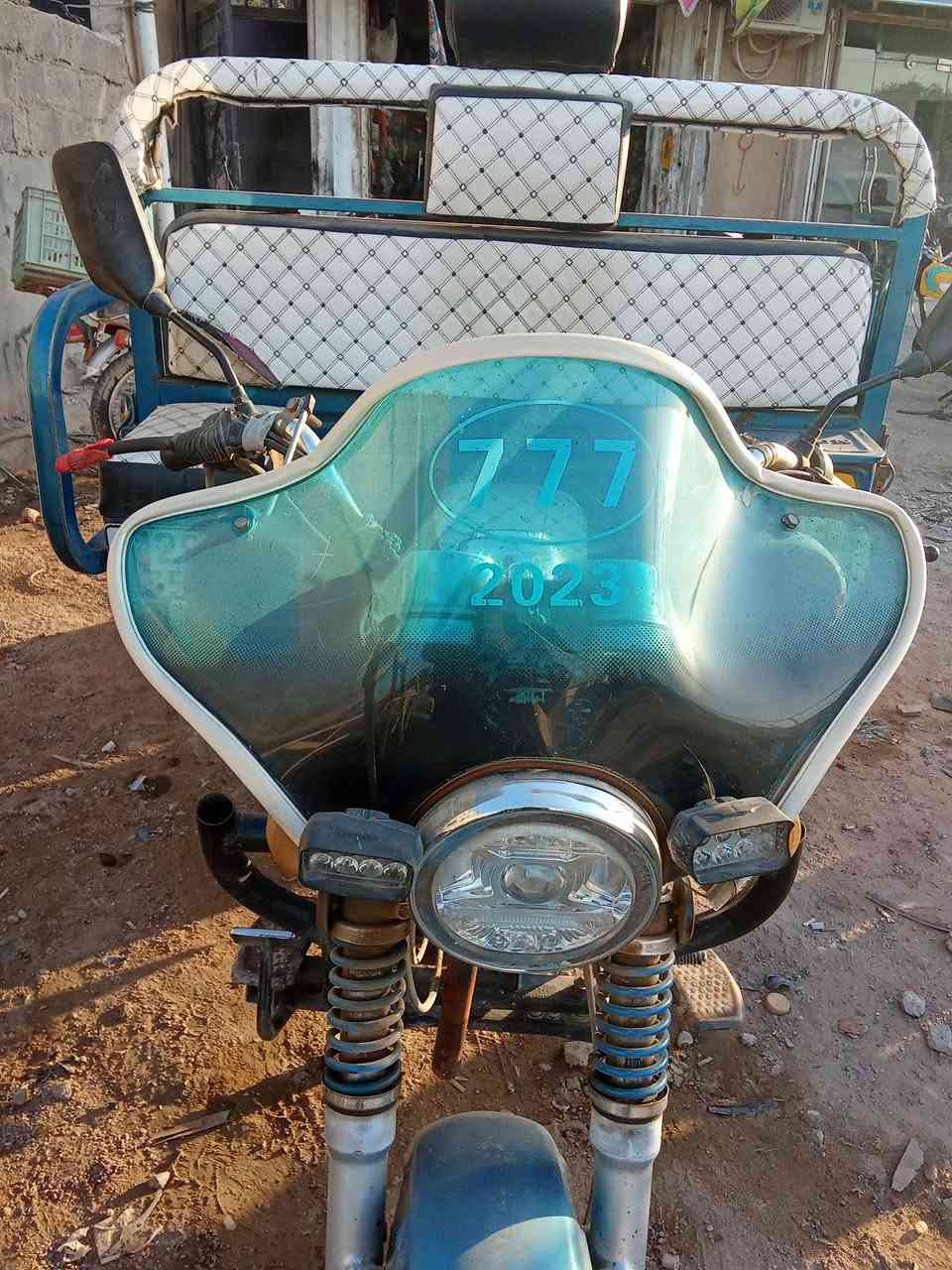 السلام عليكم ستوته للبيع موديل 2021 رقم وسنويه كهربائيات شغاله العنوان كوت شارع النفط
***********
