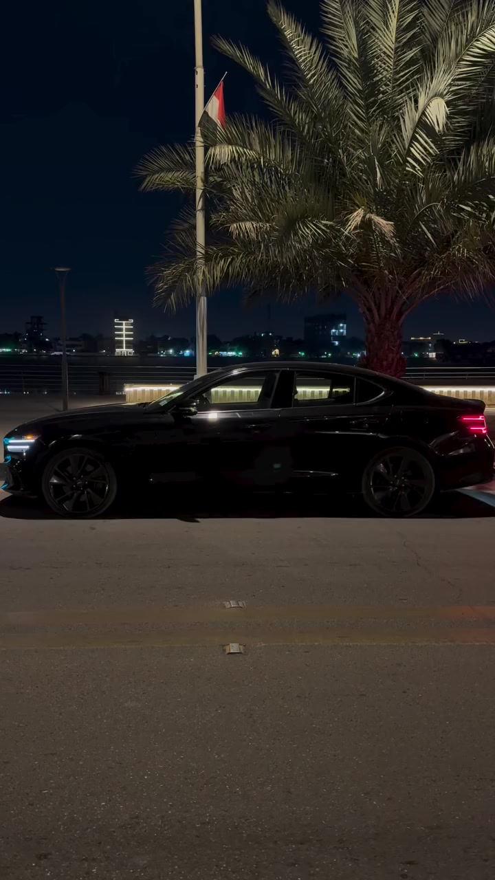 سلام عليكم (g70 3,3T) 2023 بلاك ادشن سته سلندر ماشية 18 الف ميل للبيع
السيارة  قطعه وحده الضرر فقط جاملغ خلفي
السيارة نظيفة حيل بدون ايرباك ايرباكات سليمة 
🔹سته سلندر تون تيربو
🔹 بلاك ادشن 
🔹دفع رباعي AWD
🔹كشنات تدفئة تبريد
🔹 بنوراما 
🔹الداخل سبورت حزام احمر 
🔹وضعيات قيادة كلها موجوده لحد sport+
🔹كشنات كهرباء و وضعيتن للخزن 
🔹 شحن لاسلكي 
🔹ترحيب مري
🔹و بيها تعديل شوت رياضية من BMS سعرهن بلموقع 400$ لون ازرق صاروخ السيارة ما شاء الله

🔹السعرر (268$) و بيها مجال بسيط مكان السيارة بغداد شارع فلسطين ***********
