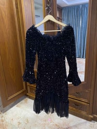 فساتين • قياس ٣٨ • لبست مره وحده