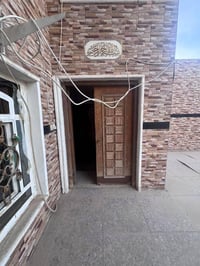 الكرامة خلف الاوقاف • ٣٠٠م • ٤ غرف