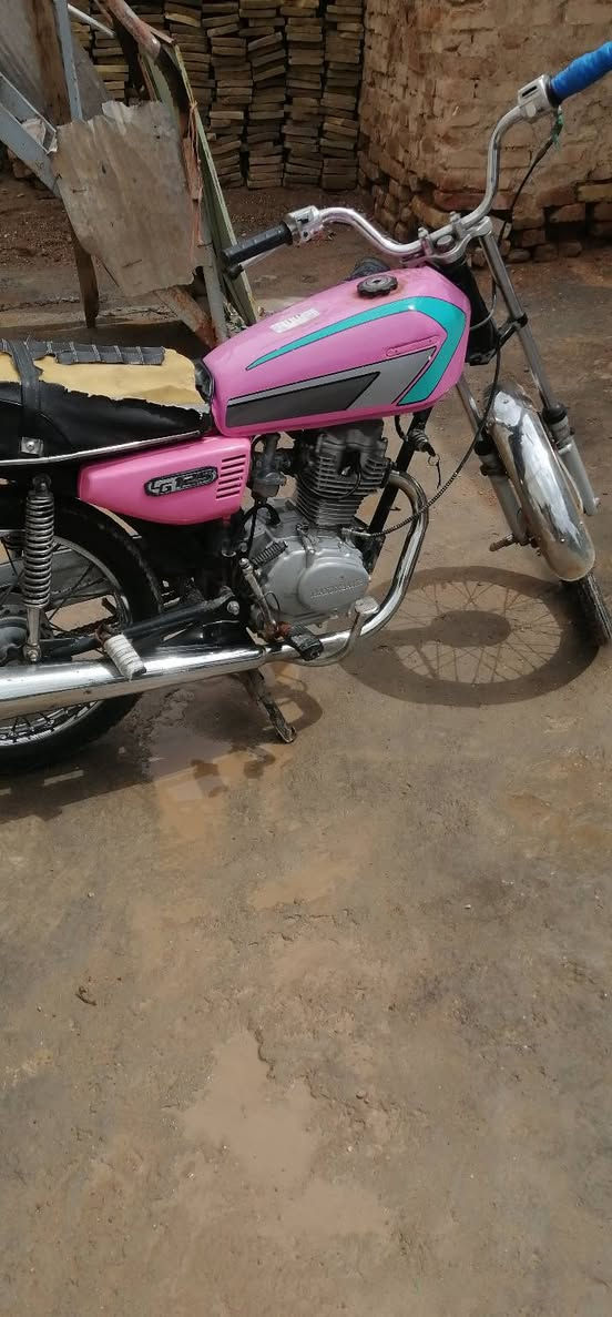 عمي السلام عليكم دراجه ايراني للبيع دراجه حلو ونضيف شغاله اضرب هندر وطلع عوزهه بس بوشه فقط دراجه كلك المكان كربلاء المام عون السعر 200 قفل ولموشراي ليتعبني


**إذا كنت صاحب هذا الإعلان وتريد حذفه لأي سبب، رجاءا أرسل رسالة إلى الدعم الفني**