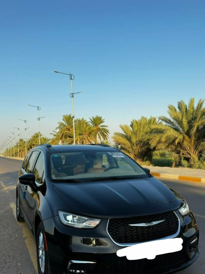 🚗 للبيع: كرايسلر باسفيكا موديل 2022

للتواصل***********☎️
___________________________________ 
🔴المحرك: 6 سلندر 

🔴أضرار السيارة:

• وارد أمريكي – الضربه موضحه بالصوره امامك

🔴المواصفات:

• فول مواصفات عدا فتحة السقف

ابواب كهرباء 

تشغيل عن بعد 

صندوق كهرباء 

تبريد 3 قطع منفصل

كير ماوس 

دخول ذكي 

بصمه

• شاشة وسطية 

سايد بريك بصمك  

• كاميره خلفيه

تدفئة كراسي

تدفئه ستيرن 

كشنات vip منفصل 

• مقاعد لسبعة ركاب

• تحكمات ستيرن كاملة

• حساسات أمامية وخلفية وجانبية

• رادار أمامي وخلفي

تحديد مسار 

مثبت سرعه

• السيارة جاهزة بدون أي نقوصات
🔴• ⁠رقم واسط مشروع وطني 

العنوان _ محافظه الكوت _
اكتب تم لمعرفه السعر 💵 على الخاص

