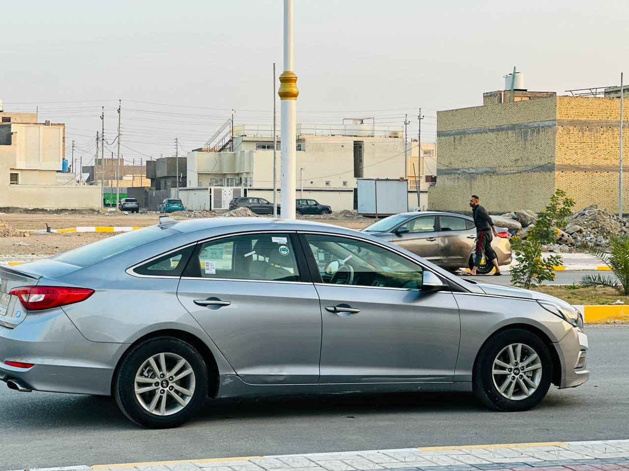 للبيع او مراوس هونداي سوناتا 2015 وارد امريكي ضررها بنيد صبغ وجاملغ مبدل وبيه رشه بالباب عالداير الخلفي مواصفات نص فول سياره جاهزه وجديده الاخير العنوان الناصريه السعر 110
***********
