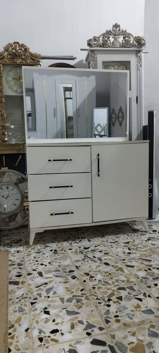 غرفه تركي اخو جديدد... 💎.. سعر 450...... 
موصل.........


**إذا كنت صاحب هذا الإعلان وتريد حذفه لأي سبب، رجاءا أرسل رسالة إلى الدعم الفني**