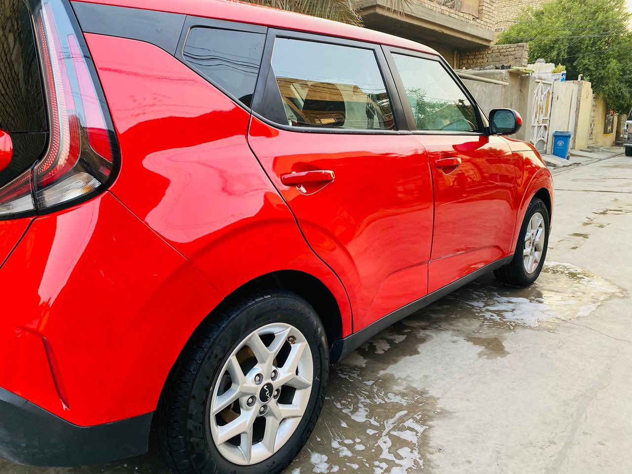 كيا صول موديل 2023 ماشيه 20 الف زيرو بأسمي حادثها مرفق بلصور واضح باب مبدل خلفي فقط السعر 153 العنوان بغداد مدينة الصدر موبايل ***********
